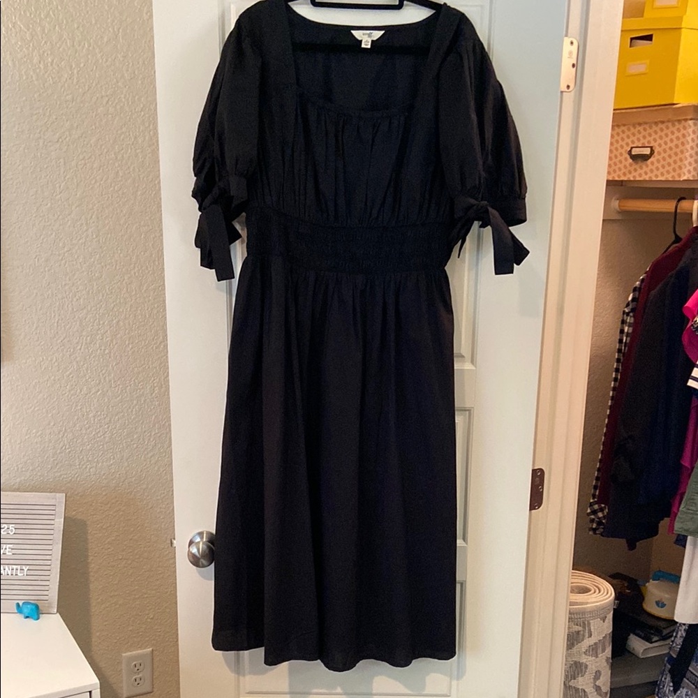 Cute Black Midi Dress